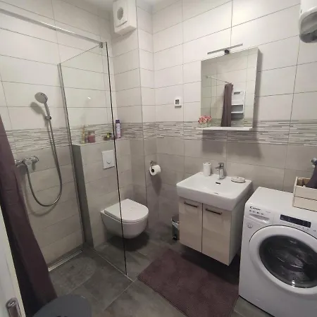 Roza Apartment *