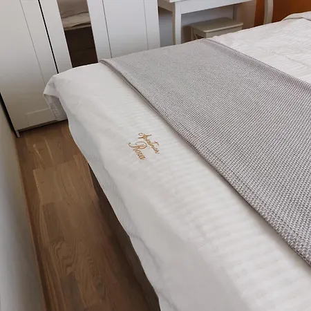 Roza Apartment